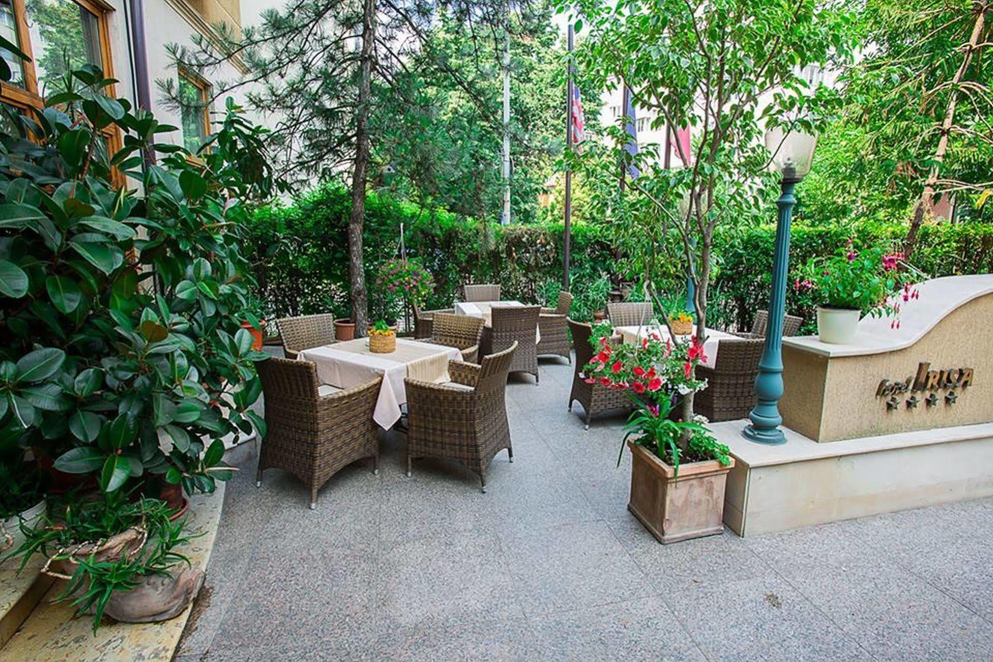 Hotel Irisa Бухарест Экстерьер фото
